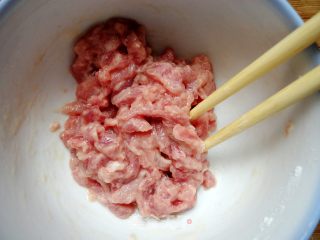 爱心家常小炒之------芹菜炒肉丝的做法步骤：9