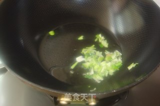 软、糯、Q-【丝瓜烩年糕】的做法步骤：4