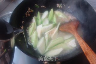软、糯、Q-【丝瓜烩年糕】的做法步骤：7