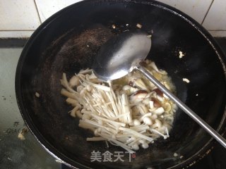 夏日杀手锏——杂菌焖饭的做法步骤：6