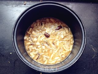 夏日杀手锏——杂菌焖饭的做法步骤：10