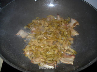榨菜炒肉的做法步骤：5