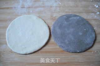 黑豆猪蹄卷的做法步骤：3