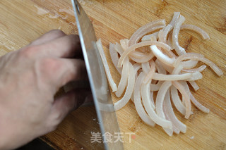 小炒肉皮的做法步骤：4