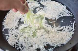内酯豆腐丝汤的做法步骤：14