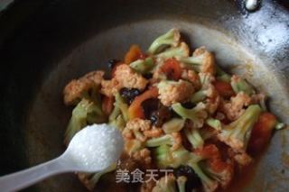 西红柿炒花菜的做法步骤：7