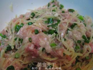 烫面土豆丝肉馅饼的做法步骤：7