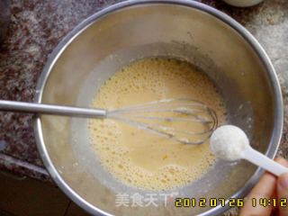 电饭煲蛋糕的做法步骤：3