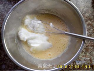 电饭煲蛋糕的做法步骤：4