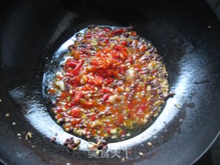 麻辣鲜香的剁椒蒸鸡翅的做法步骤：3