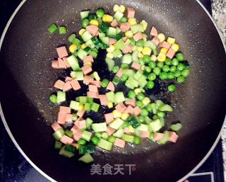 彩丁烩内酯豆腐的做法步骤：3