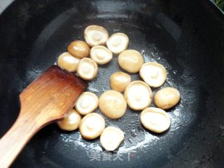 张炎家的美味家常小炒之一------蚝油香菇扒小青菜的做法步骤：9
