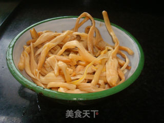 子鸭焖花菜的做法步骤：2