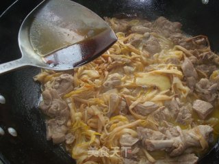 子鸭焖花菜的做法步骤：8