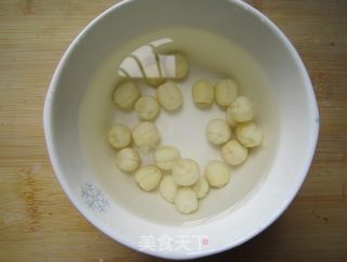 银耳百合莲子羹的做法步骤：5