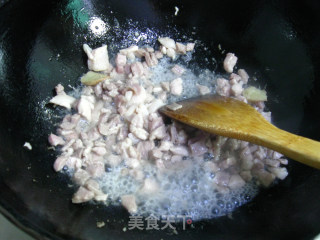 香菇肉丁的做法步骤：4