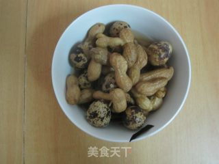 水煮花生鹌鹑蛋的做法步骤：9