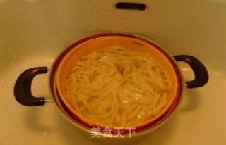 二伏天的面 — 茄子打卤面的做法步骤：2