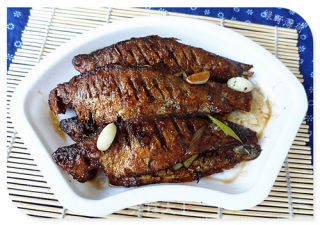 两吃马口鱼——（酥炸+红烧）的做法步骤：12