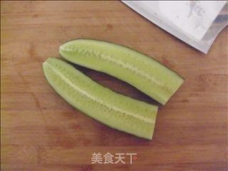 牛肉干炒黄瓜的做法步骤：2