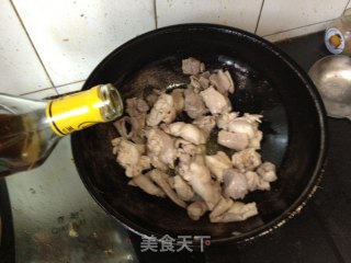 惊艳四座的炖菜——玉米土豆啤酒鸡的做法步骤：13