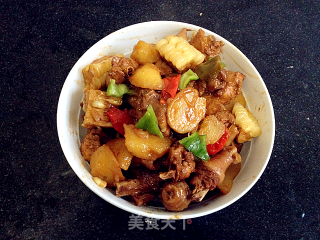 惊艳四座的炖菜——玉米土豆啤酒鸡的做法步骤：28