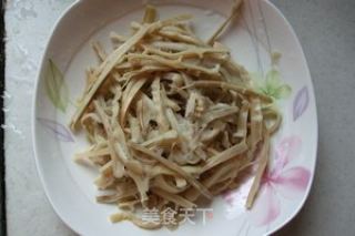 银芽笋丝的做法步骤：2