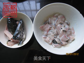 美味酸菜鱼的做法步骤：3