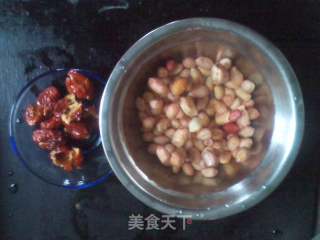 花生红枣饮的做法步骤：1