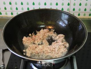 肉末鸡蛋炒芦笋的做法步骤：6
