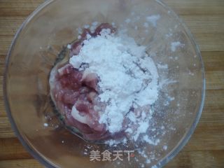 简单快速的美味家常小炒之------青椒炒肉丝的做法步骤：4