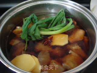 保健美容的“牛筋萝卜冻”的做法步骤：5