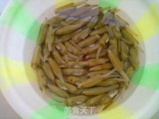 葱姜鲜蛏肉的做法步骤：1