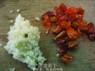 酸豆角炒肉末的做法步骤：2