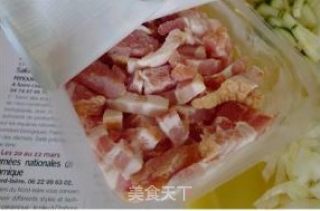 经典意式美食—培根芝士意面的做法步骤：4
