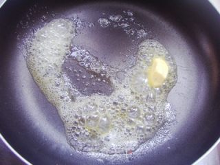简易早餐西多士的做法步骤：4