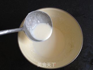 健康早餐简单做——卷心鸡蛋饼的做法步骤：2