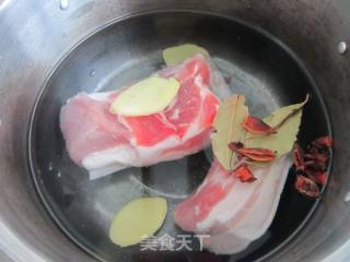 酸豇豆回锅肉的做法步骤：2