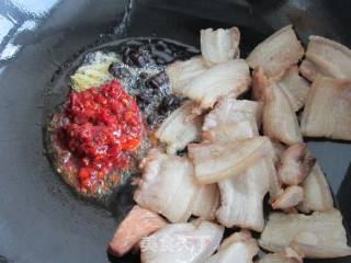 酸豇豆回锅肉的做法步骤：7