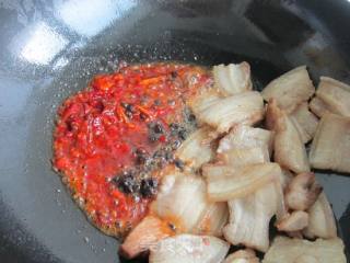 酸豇豆回锅肉的做法步骤：8