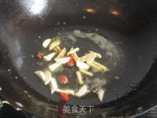 芦笋油爆虾的做法步骤：7