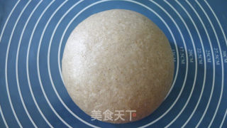 松籽核桃面包的做法步骤：1