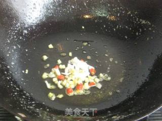 蒜辣炸杂虾的做法步骤：7