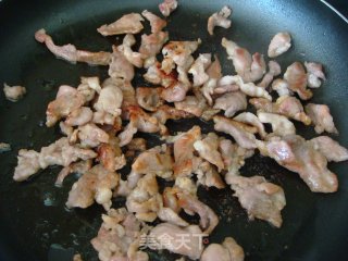 比叉烧更美味的“煎炒肉片”的做法步骤：2