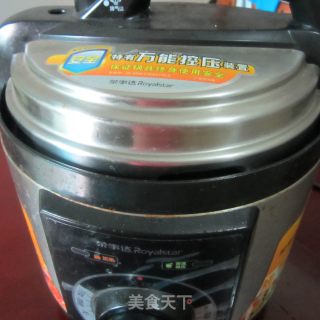 清淡排骨汤的做法步骤：3