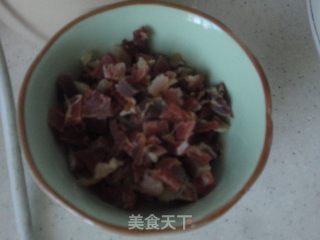 试验成功的煲仔饭的做法步骤：1