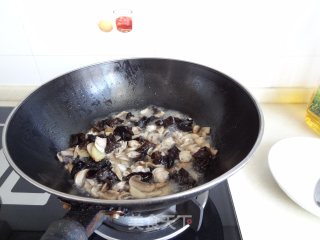 文蛤三鲜的做法步骤：6