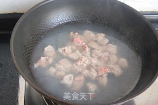 胡萝卜炖牛肉的做法步骤：3