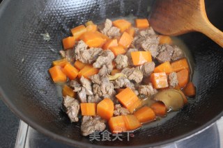 胡萝卜炖牛肉的做法步骤：6