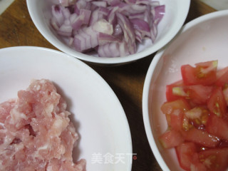 番茄肉酱QQ面的做法步骤：1